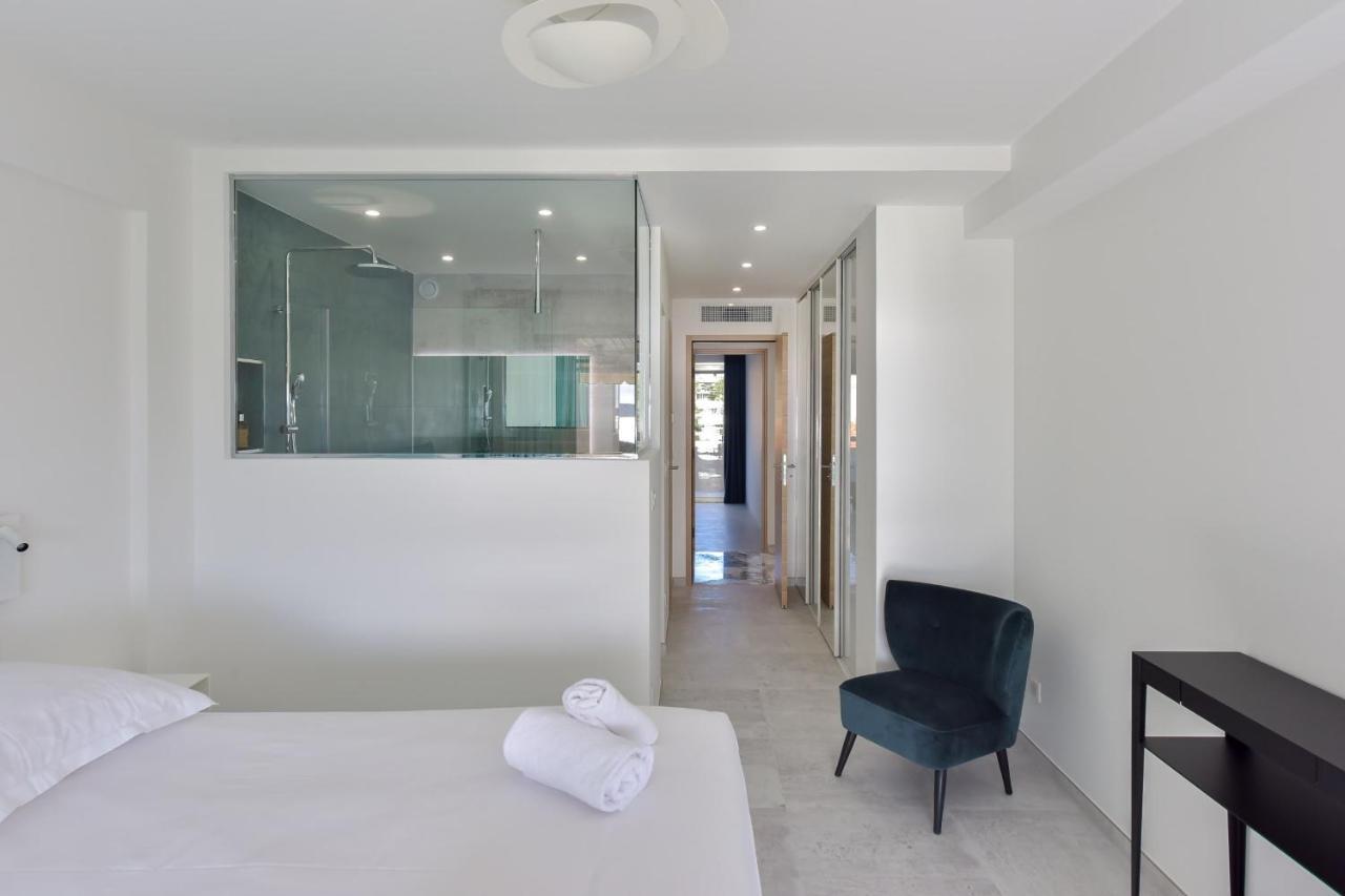 4p With Terrace Sea View And Pool